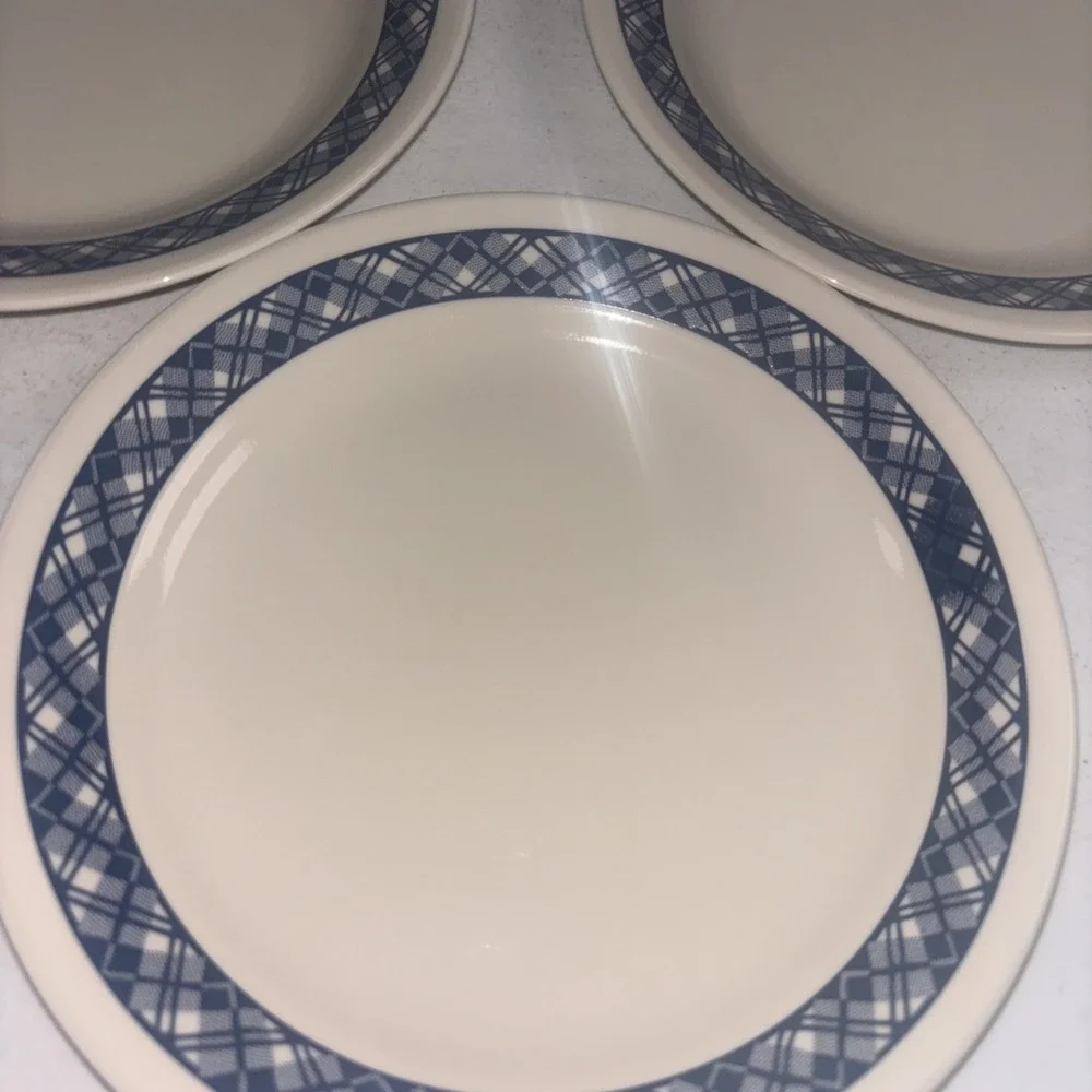 Corelle BLUE PLAID Bread Salad Plates  7 1/4